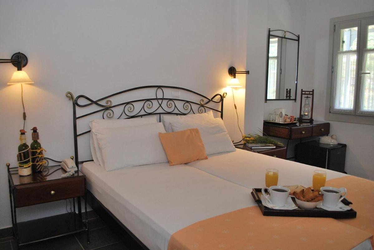 Myrto Hotel Kamares  Bagian luar foto