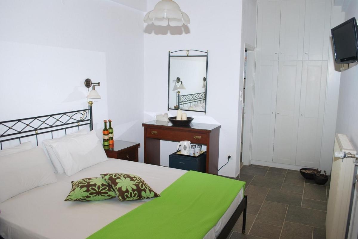 Myrto Hotel Kamares  Bagian luar foto