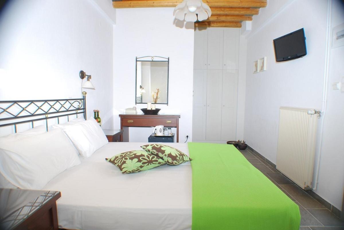 Myrto Hotel Kamares  Bagian luar foto