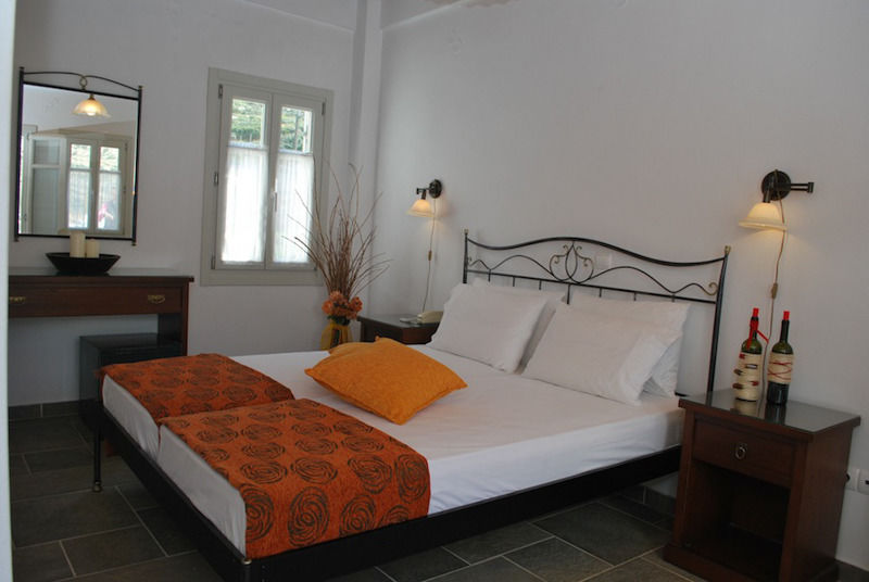 Myrto Hotel Kamares  Bagian luar foto