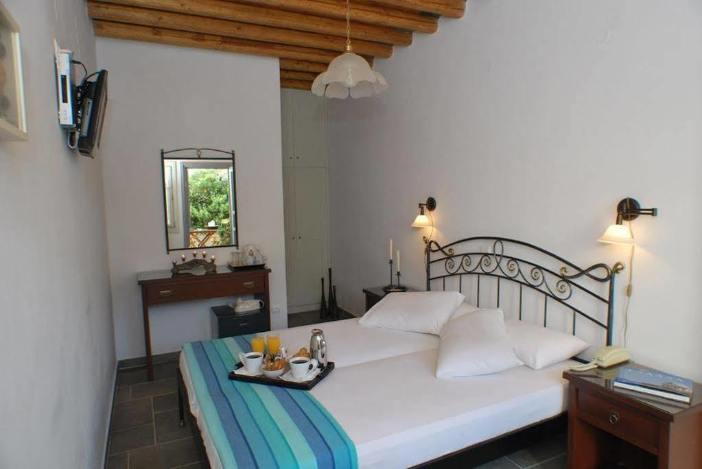 Myrto Hotel Kamares  Bagian luar foto